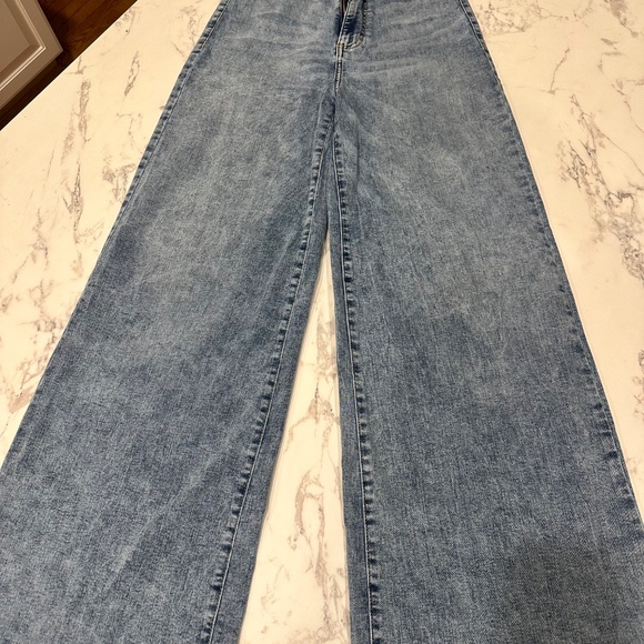 LC High-waisted wide leg jeans - Picture 4 of 6